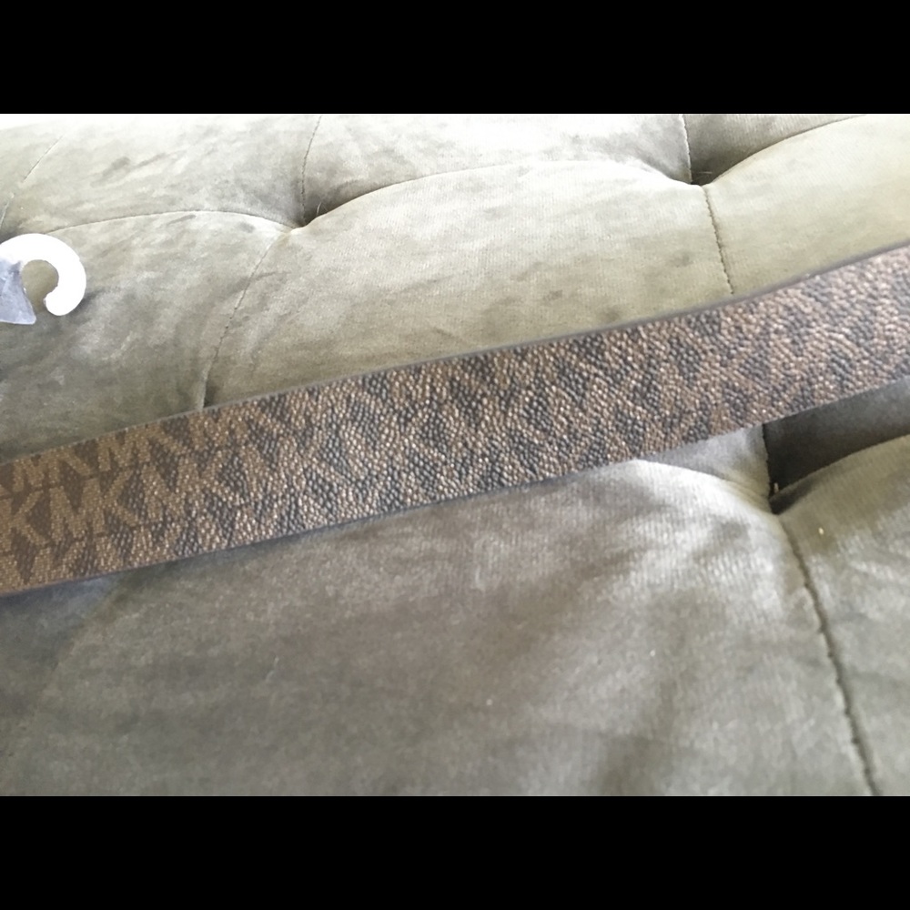 Michael Kors Reversible Belt